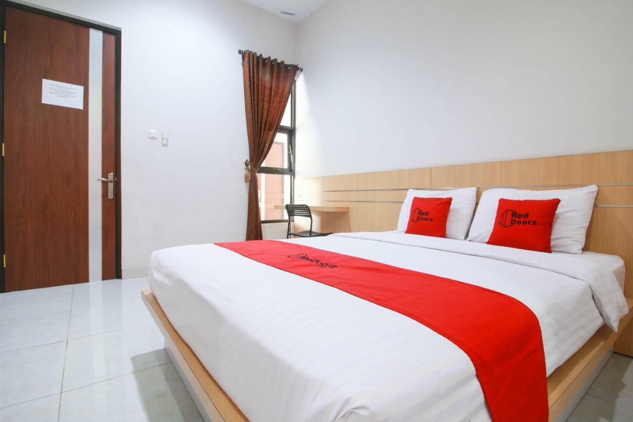 Reddoorz Syariah Near Universitas Jenderal Soedirman Purwokerto Zewnętrze zdjęcie
